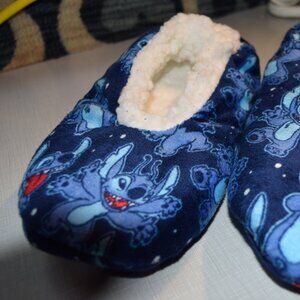 NWOT Disney Lilo & Stitch Bedroom Shoes, Size 7-8